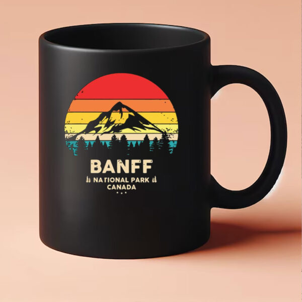 Banff Canadian National Park Retro Souvenir Mug